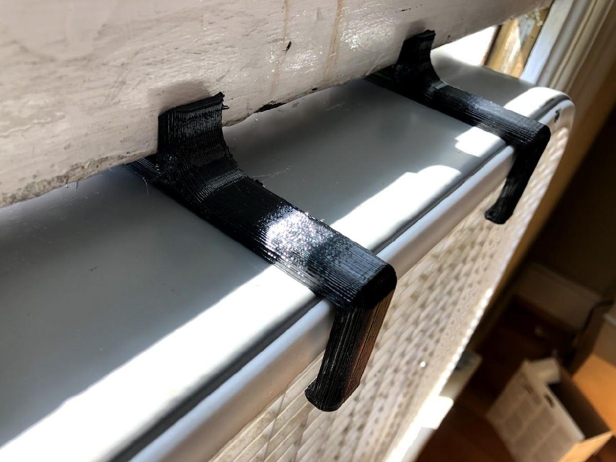Clipe de fixacao para ventilador de janela