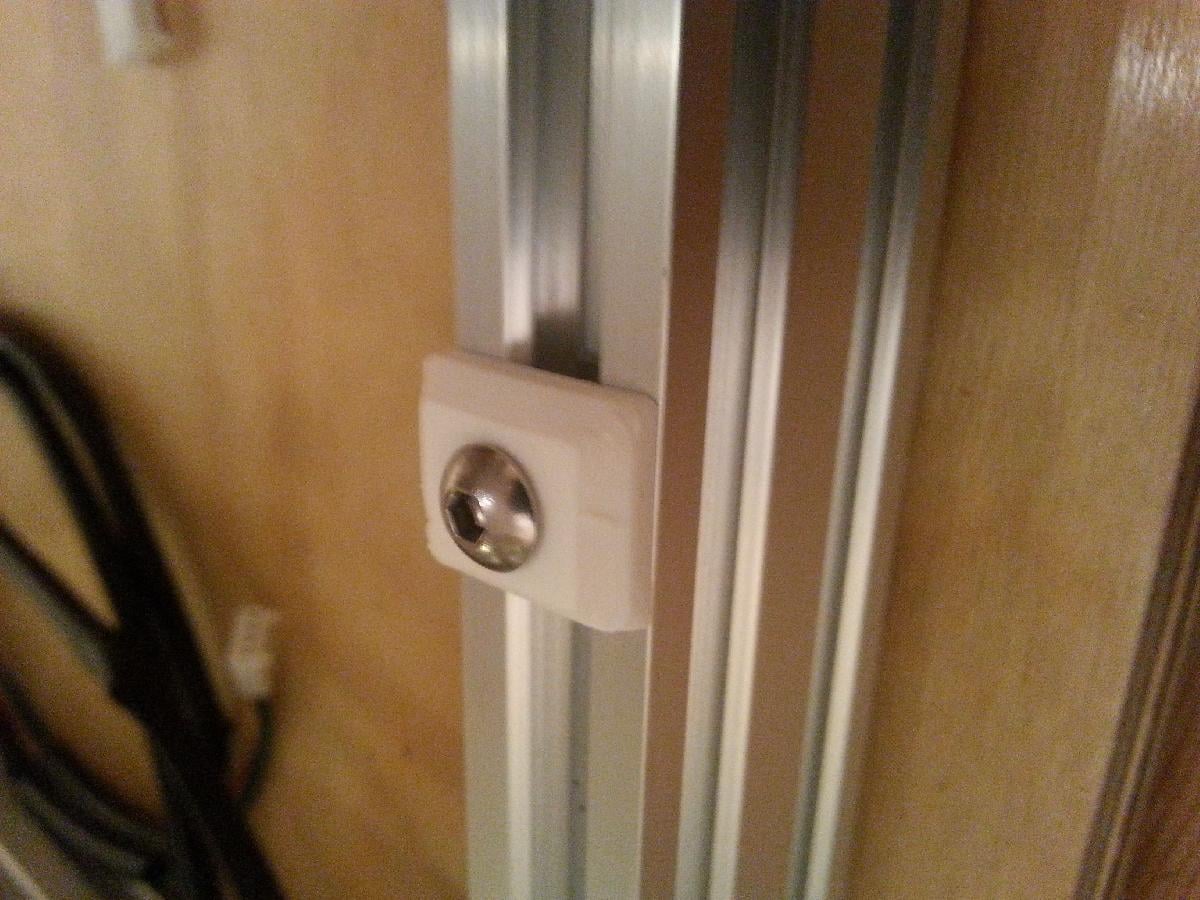 Ponto de aterramento V Slot.