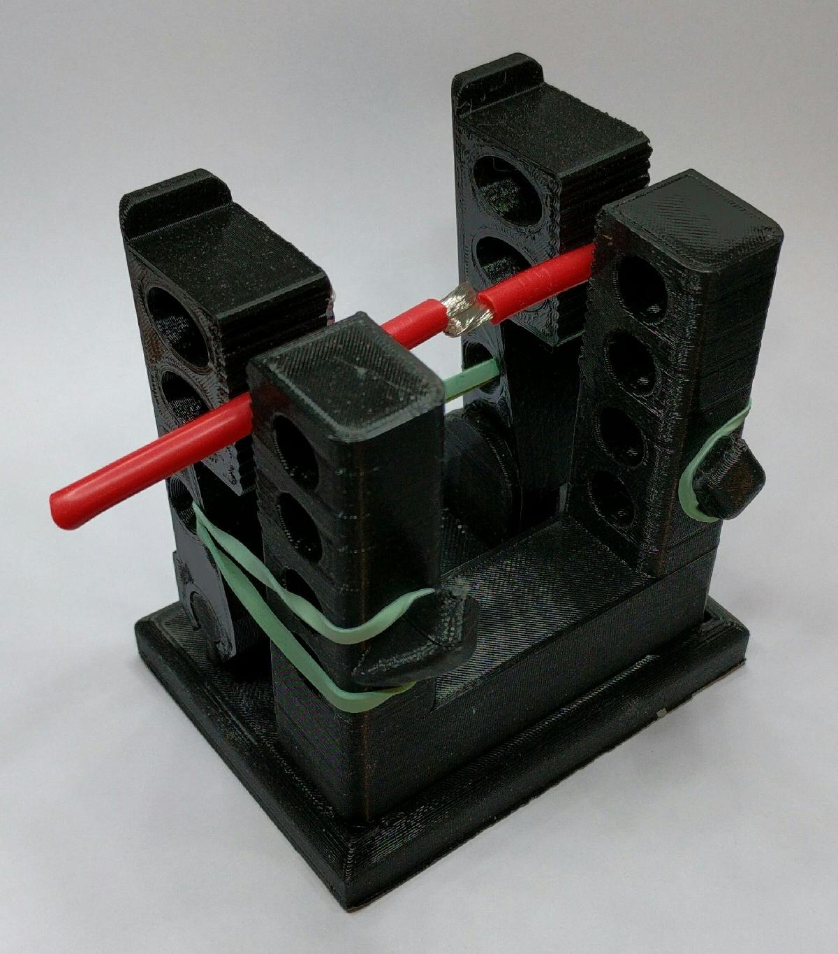 Garras de soldagem (maos auxiliares)