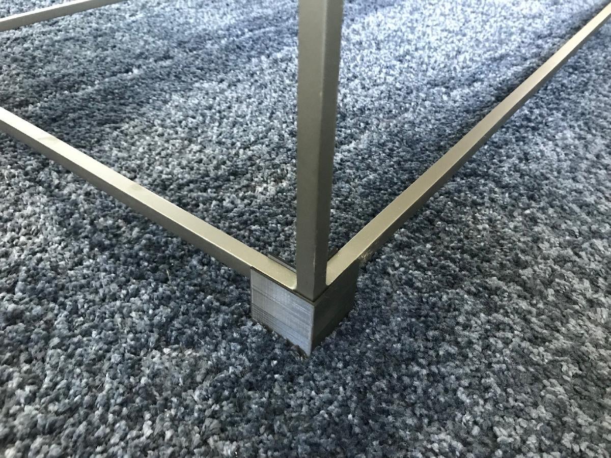 Suporte para Mesa de Cafe CB2 Mill para meu Aspirador Neato