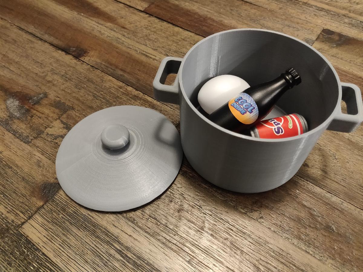 Brinquedos de cozinha: Panela de brinquedo com tampa