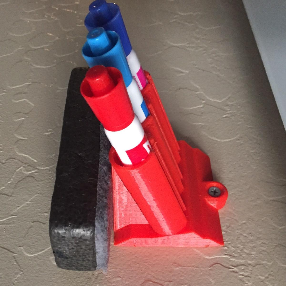 Suporte para marcador de quadro branco