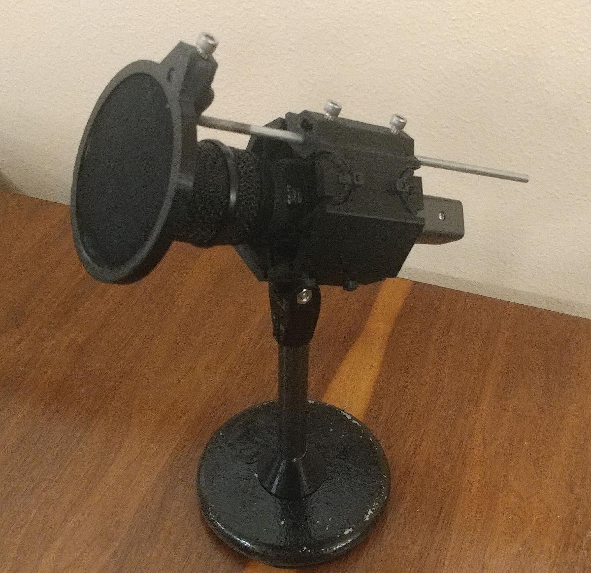 Suporte de Microfone de Mesa com Filtro Pop