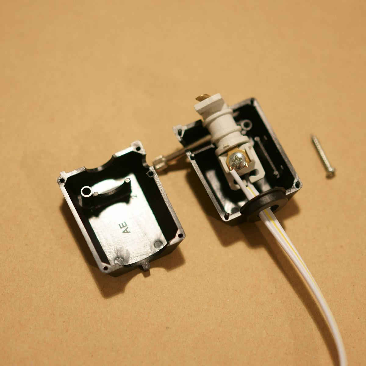 Kit de Iluminacao de Trilho com Tubo LED T5 Rotacionavel