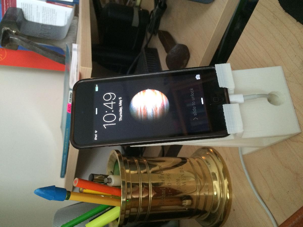 Suporte para iPhone (Compativel com Cabo Lightning)