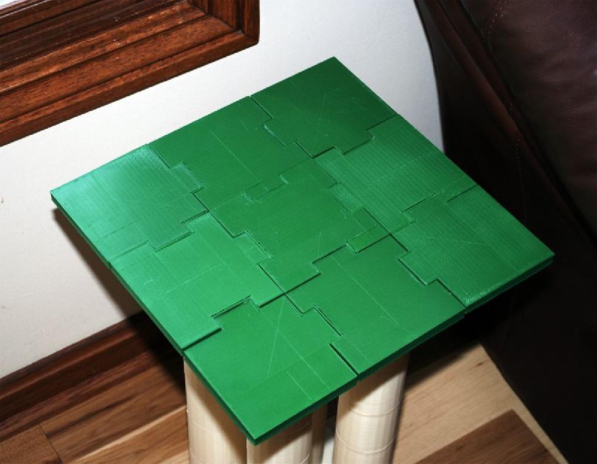 mesa de cabeceira do Thaed
