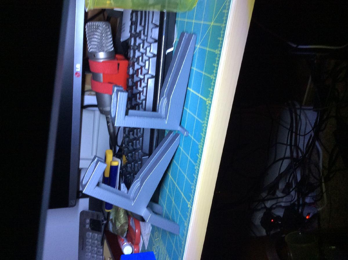 Suporte para Luminaria de Trabalho