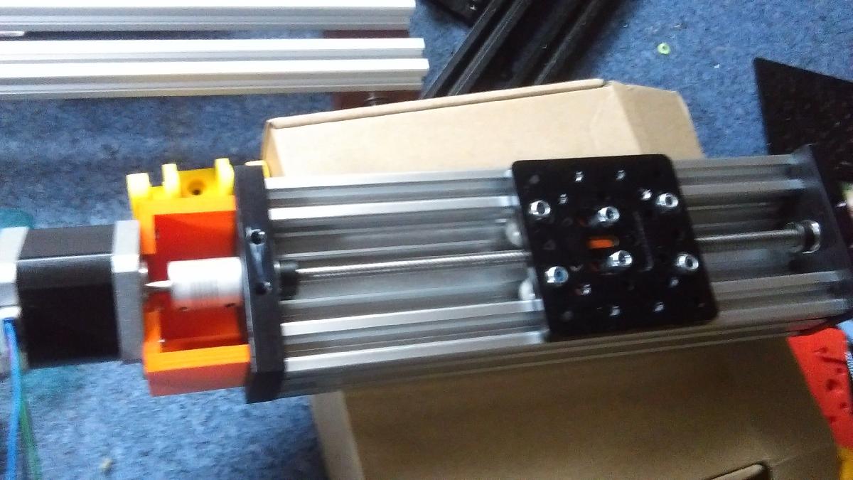 parafuso de avanco m8