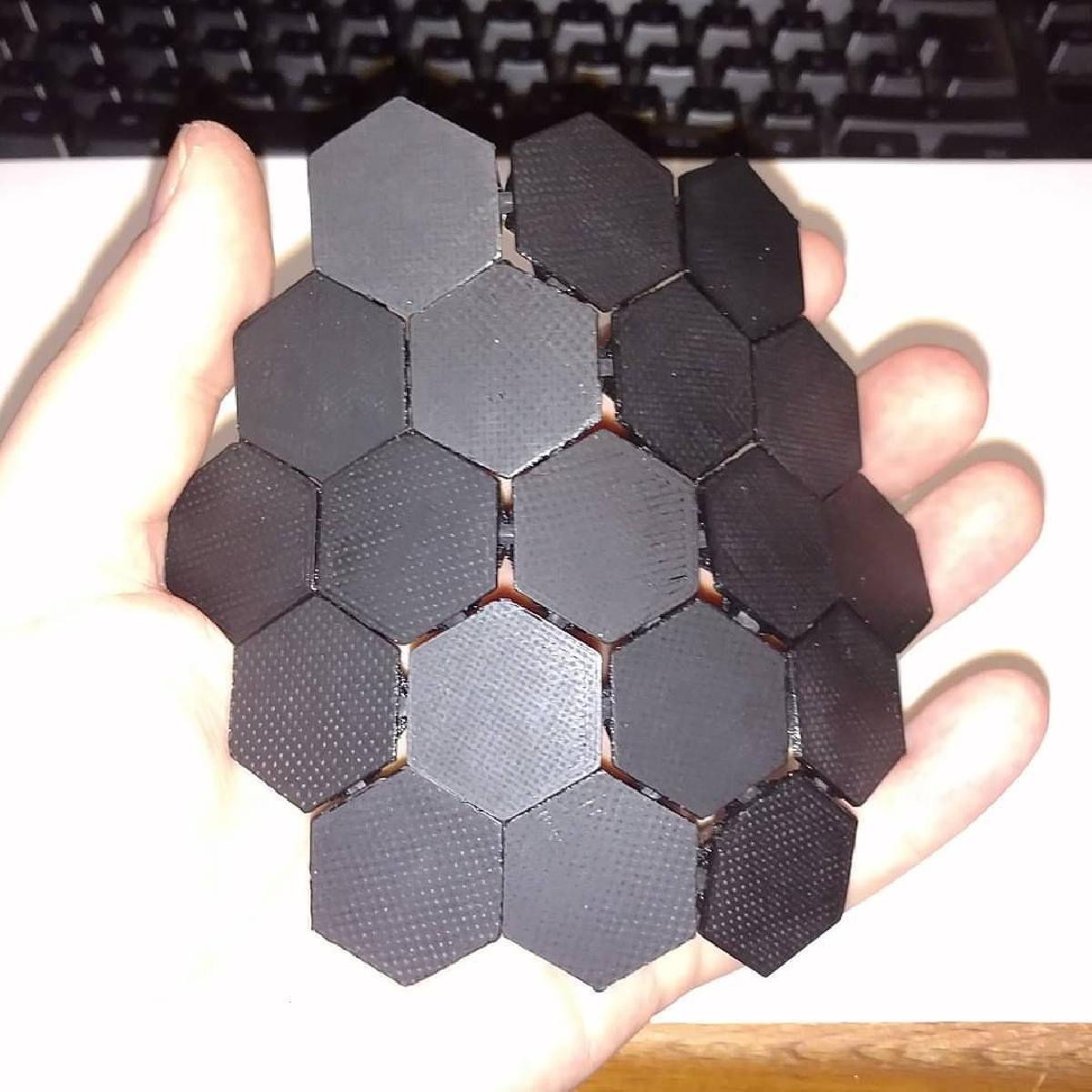 Placa de armadura de borracha hexagonal com elastico