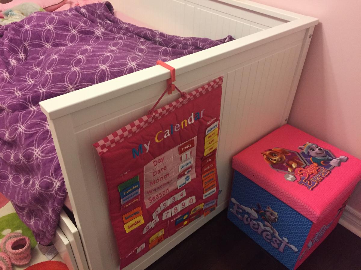 Gancho lateral compativel com a cama dia HEMNES