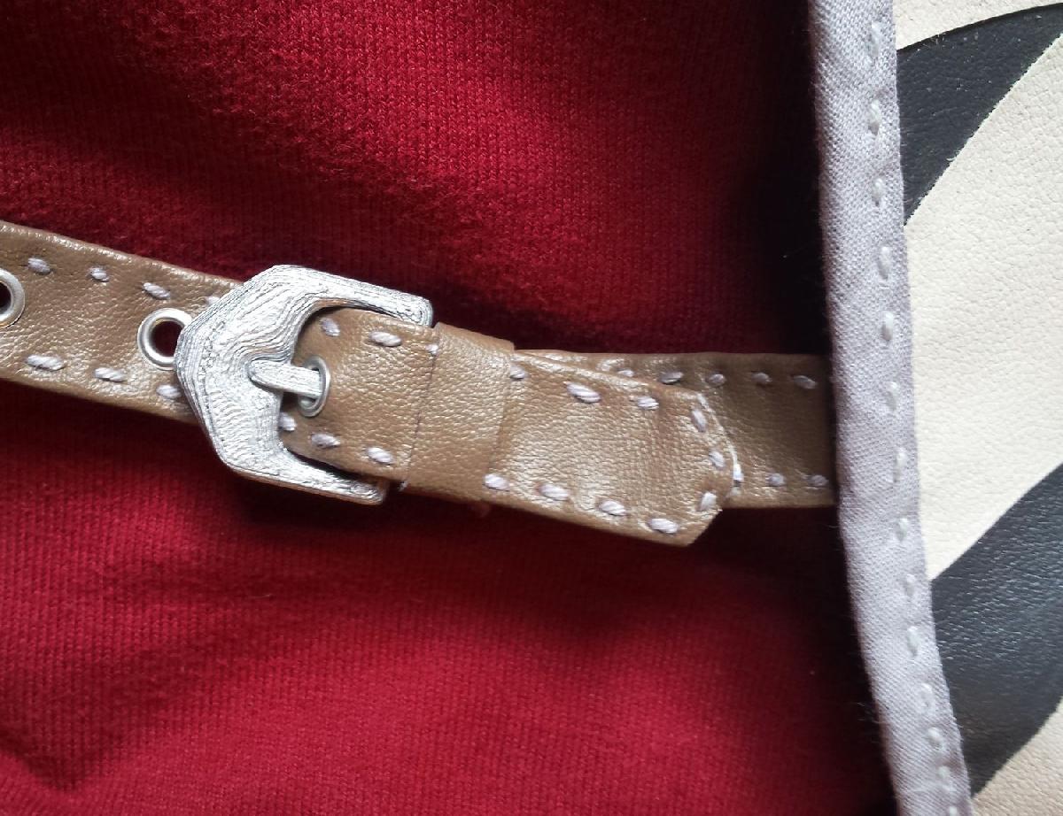 Fivelas de Cinto Impressas no Local