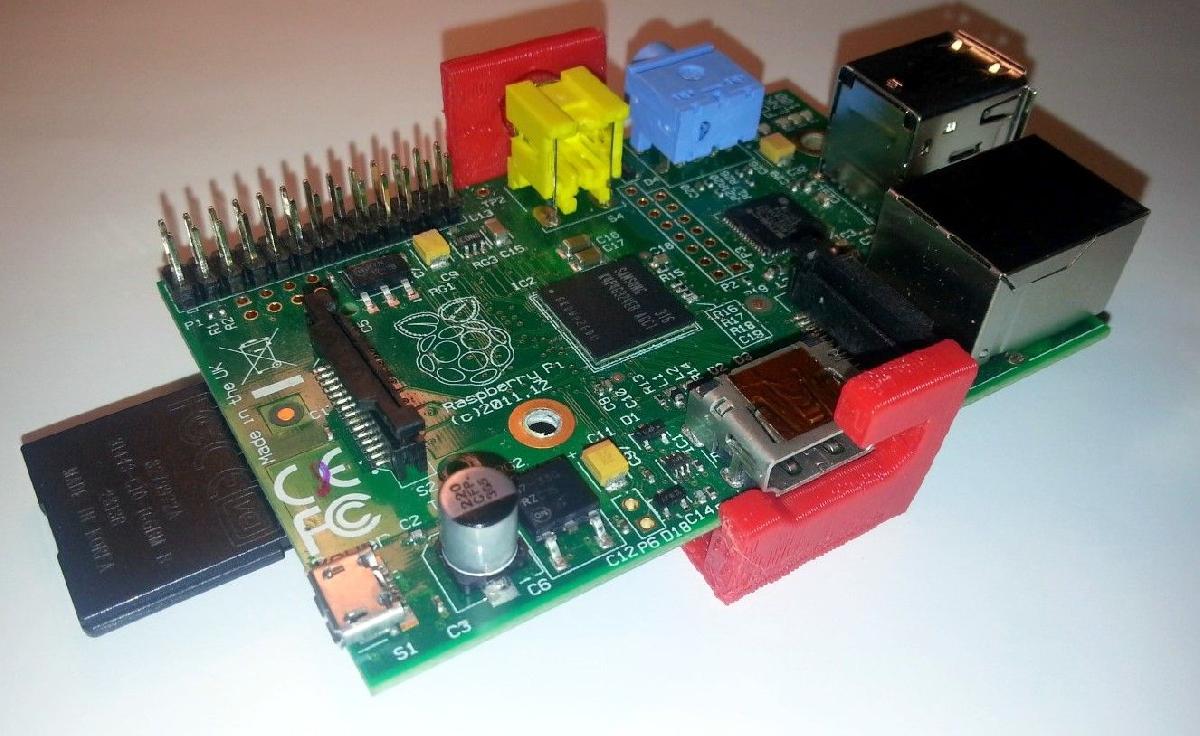 Suporte simples de encaixe para Raspberry Pi