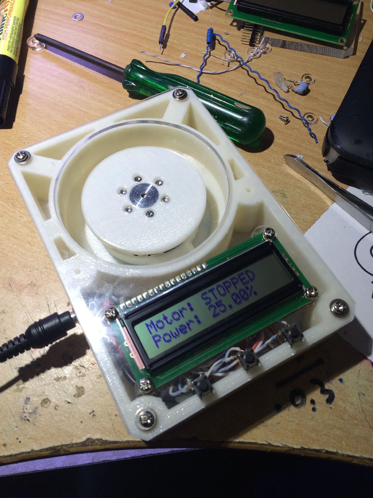 Spinner 2 em 1, revestidor por centrifugacao e agitador magnetico da HDD