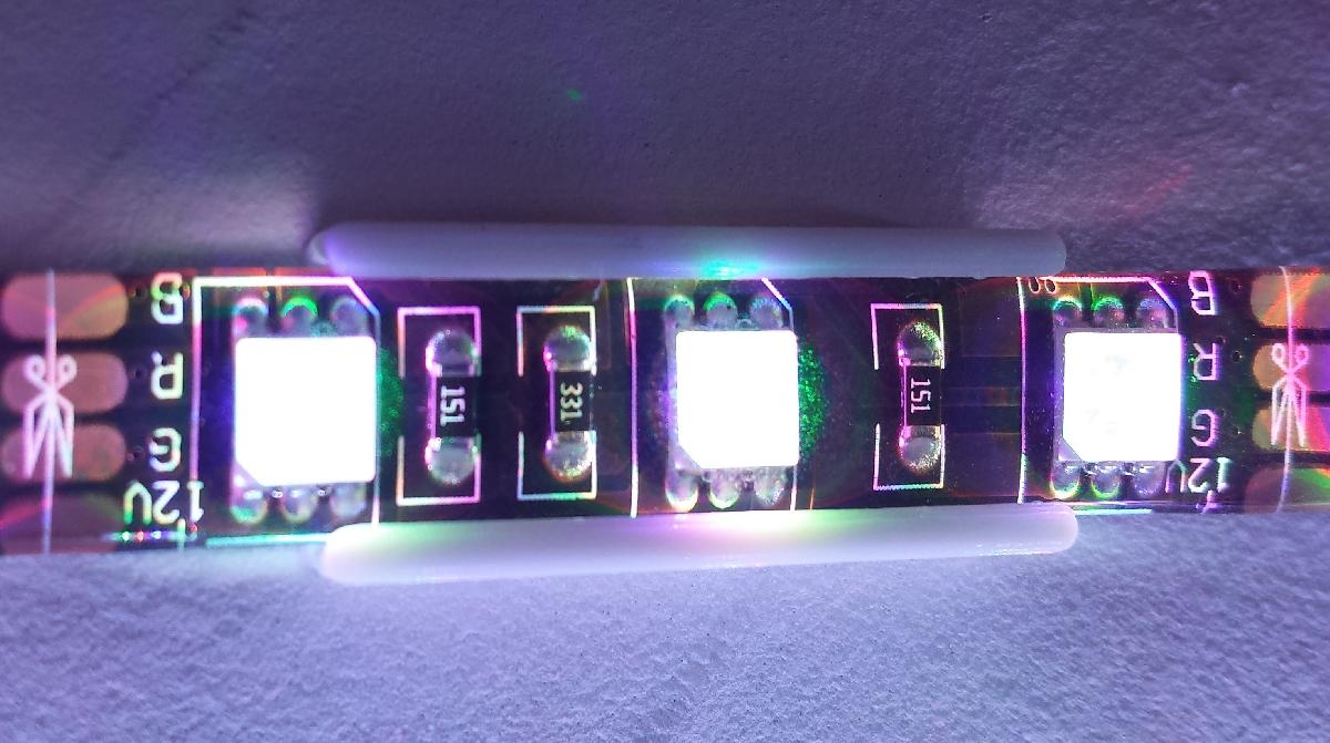 Suporte para fita LED   5050 a prova dagua
