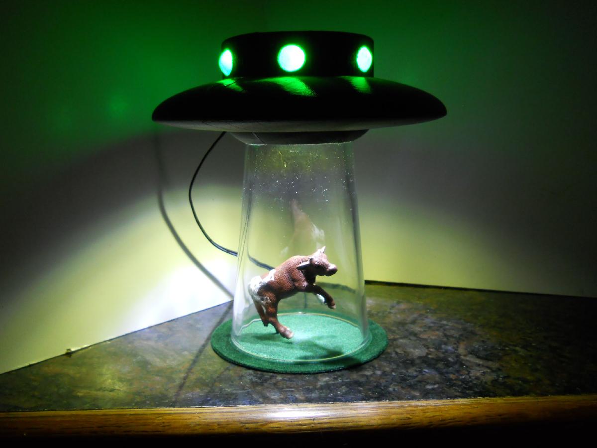 lampada de abducao alienigena