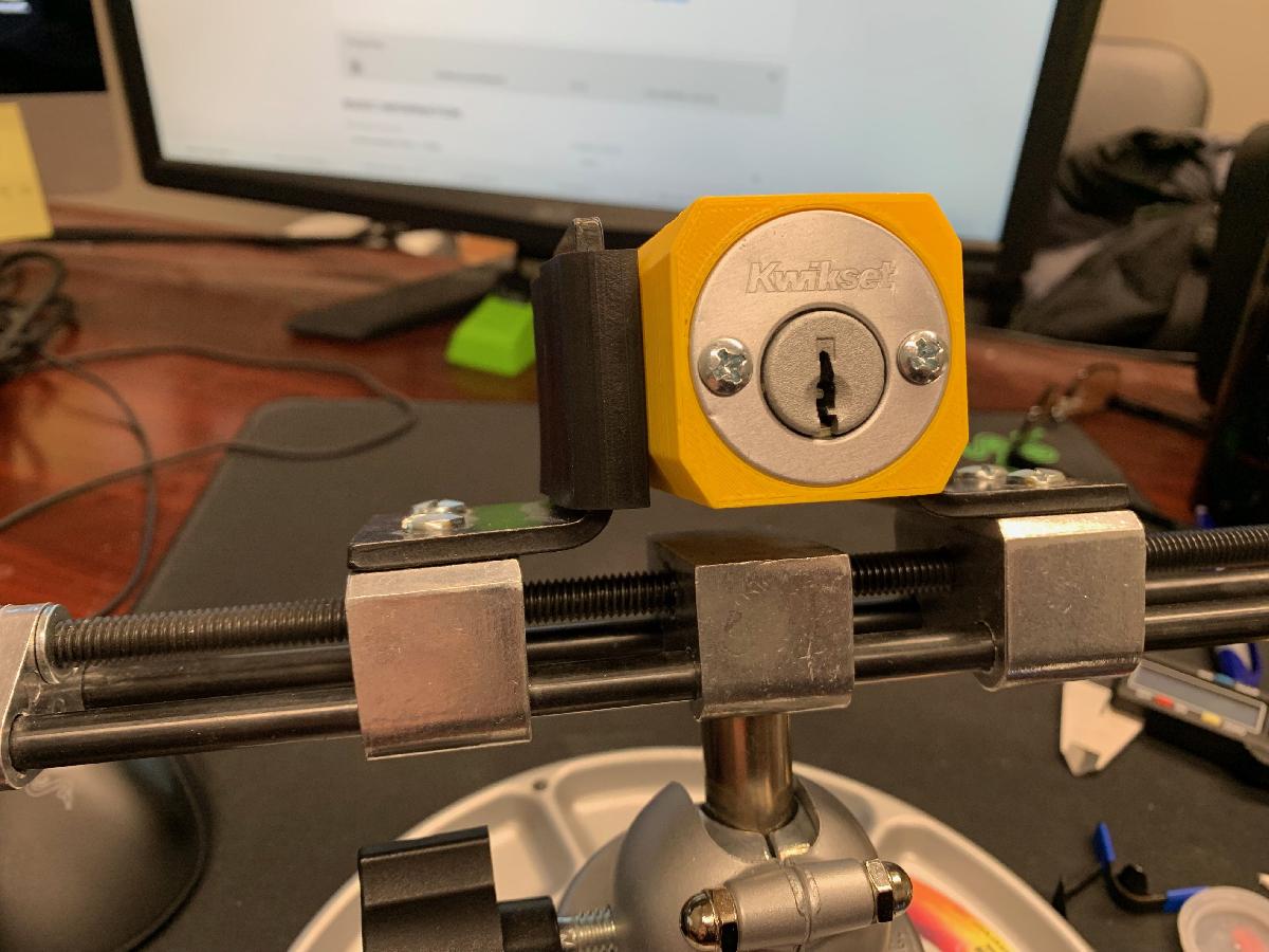 Suporte para Fechadura Kwikset   2 Lados