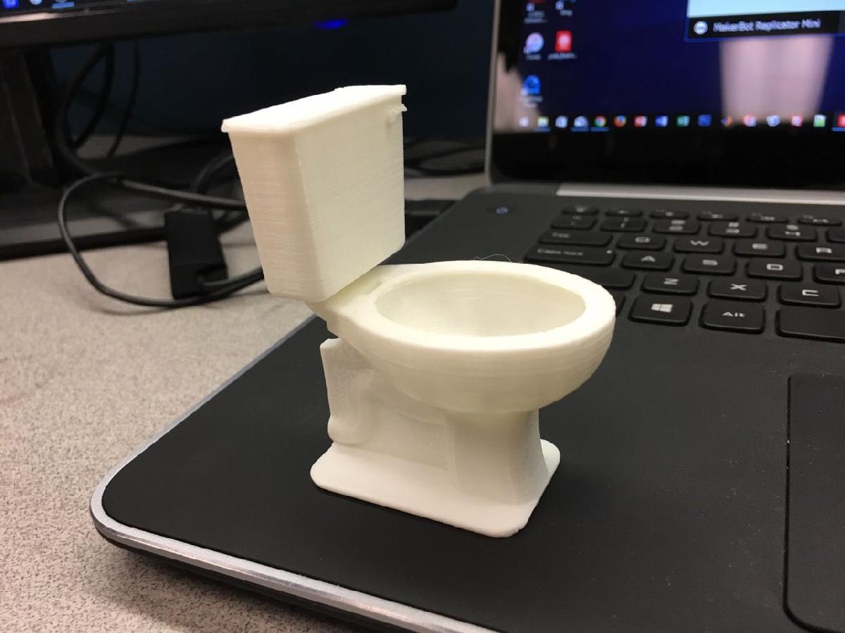 Vaso Sanitario Mini com Caixa dAgua e Tampa