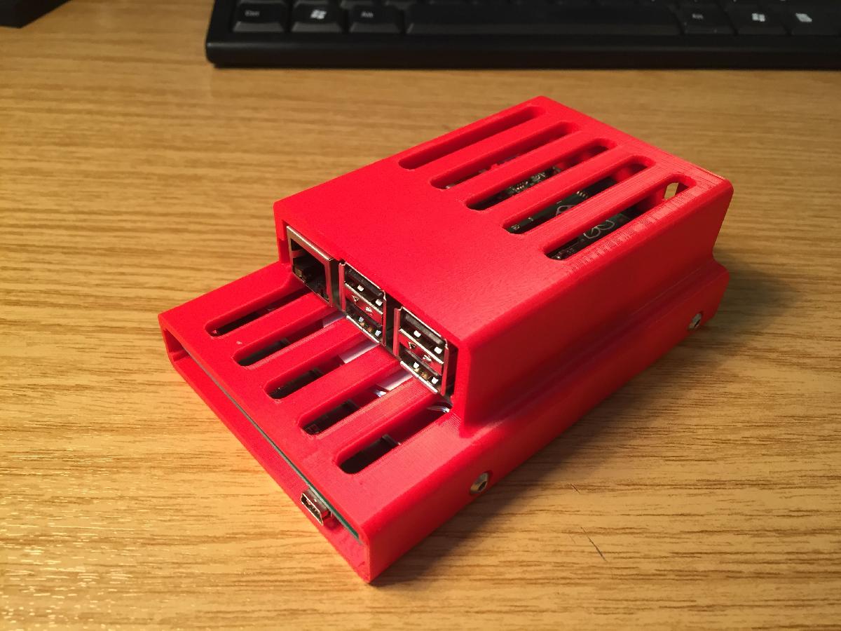 Raspberry Pi com capa para HDD