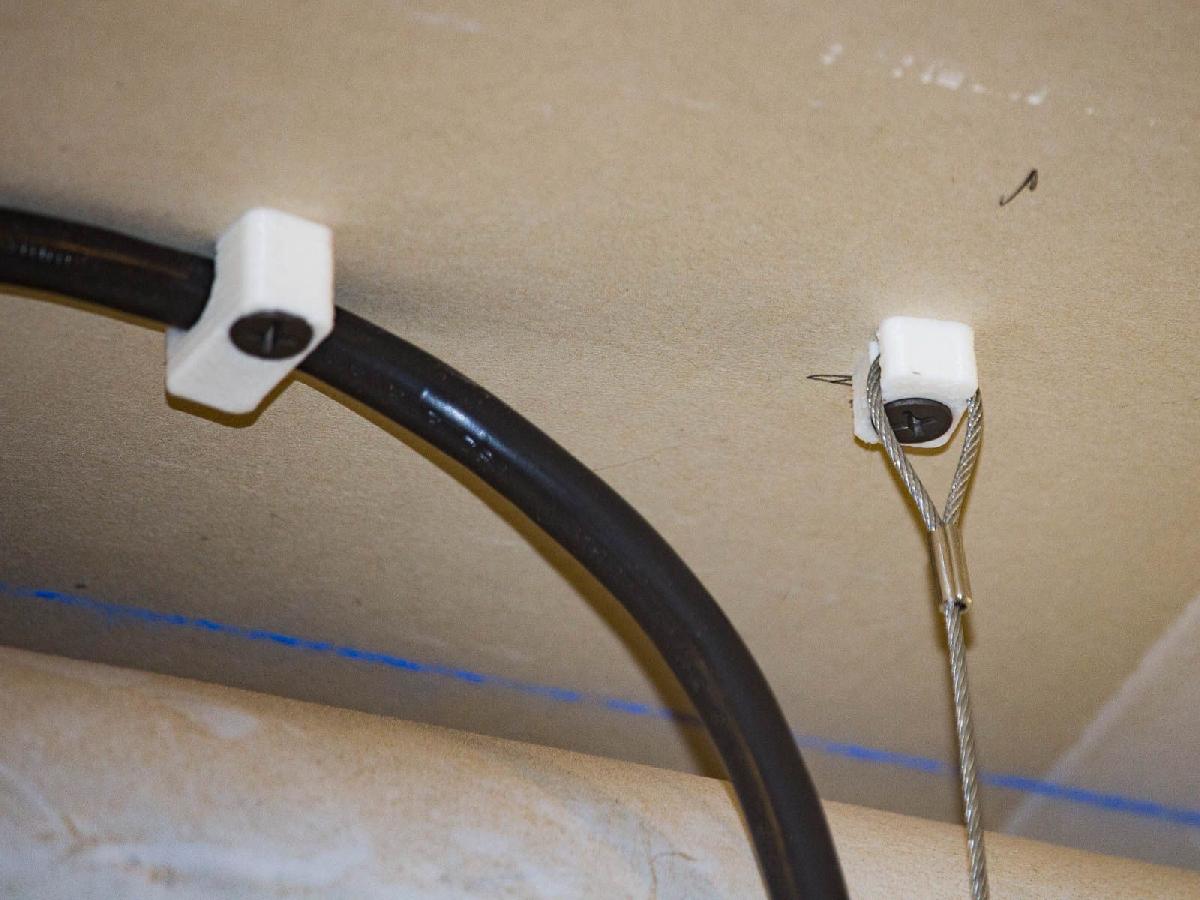 Ancoras de Montagem para Luzes de Loja LED