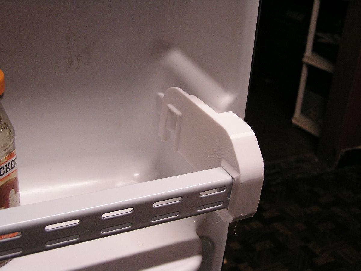 Conserto de Prateleira de Refrigerador