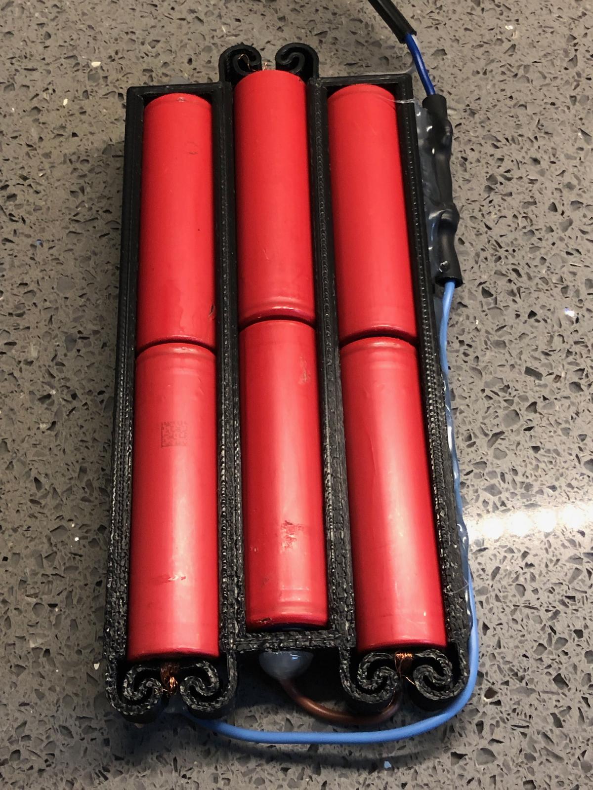 Suporte de bateria de baixo perfil (18650, AA, C, D etc)