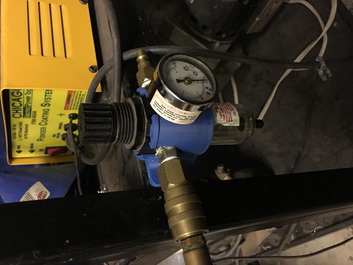 Regulador de compressor de ar e armadilha de umidade