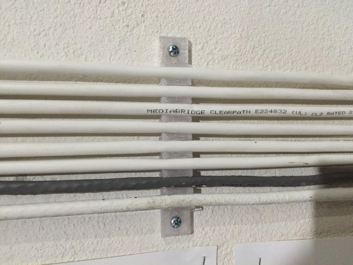 clipe de montagem na parede para 8 fios