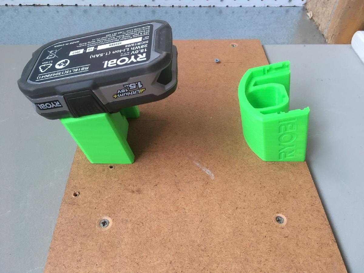 Suporte de Bateria Ryobi 18v   Remix