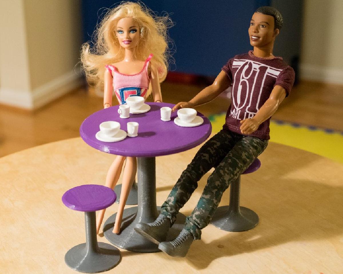 Conjunto de jogos do tamanho da Barbie