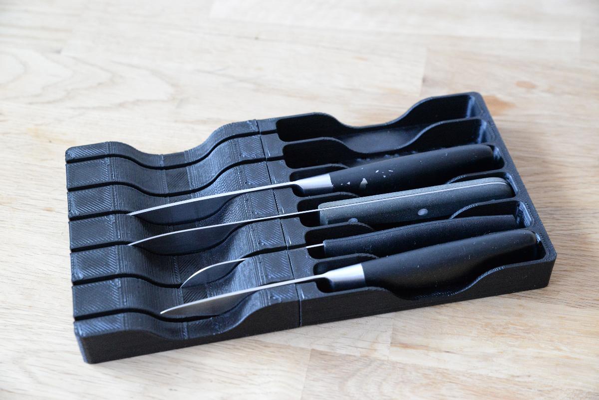 Suporte para facas para a gaveta da cozinha