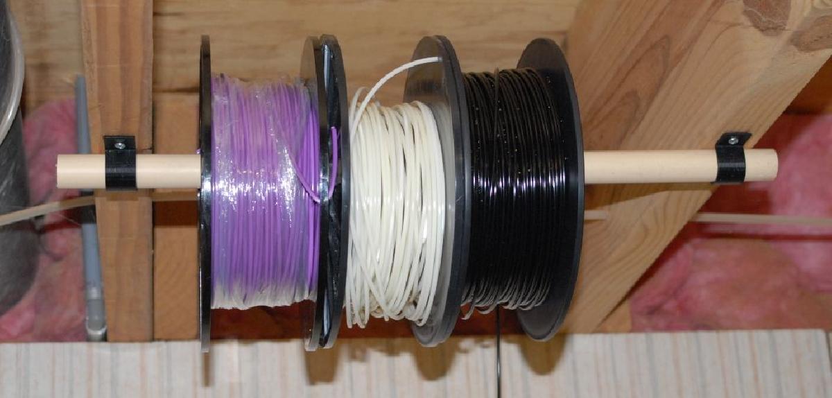Bracadeira de suporte parametrica para tubo