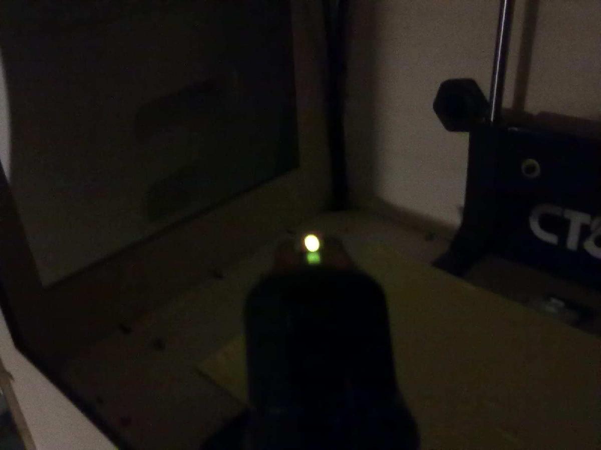 Mira frontal iluminada (suporte para bastao de luz)