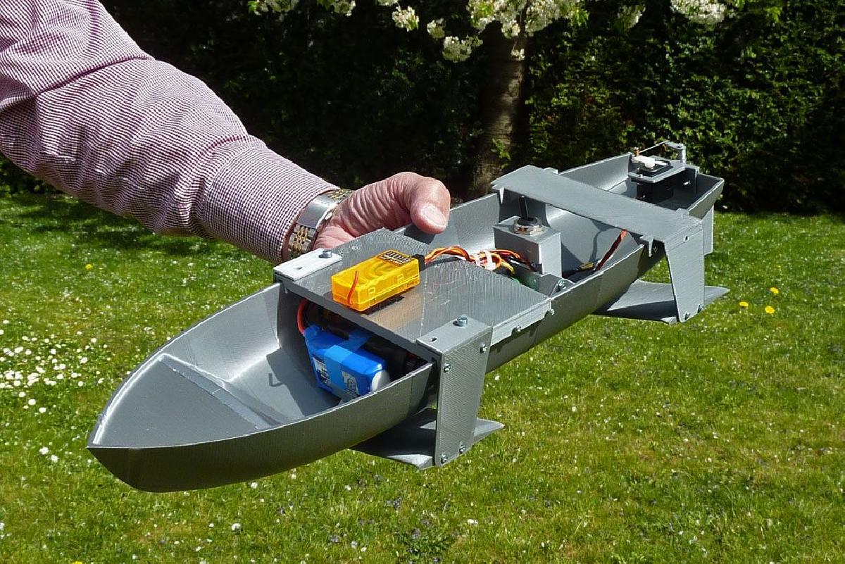 Barco Hidrofolio RC (experimental)