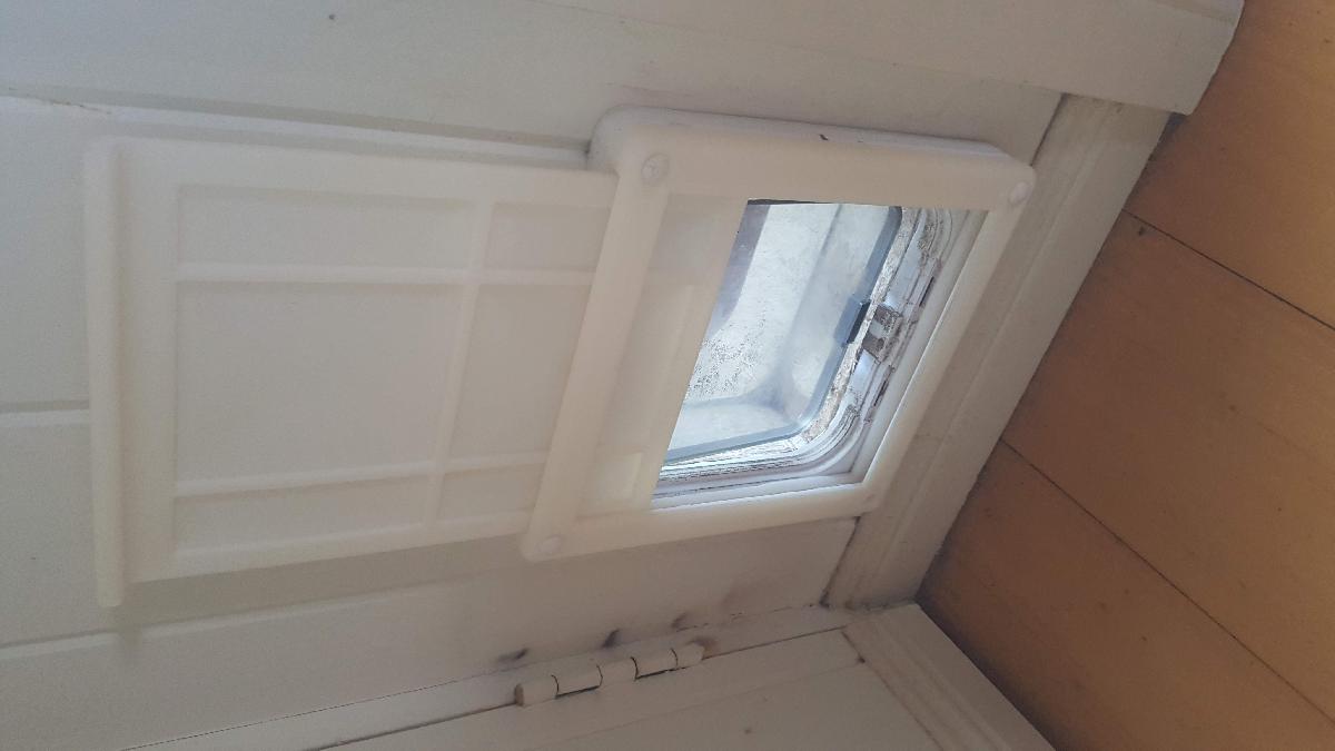 Porta deslizante para gatos