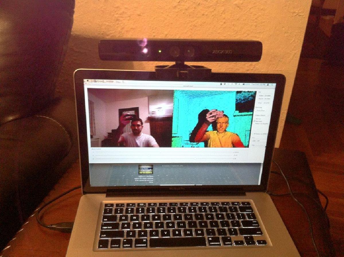 Suporte para Laptop Kinect