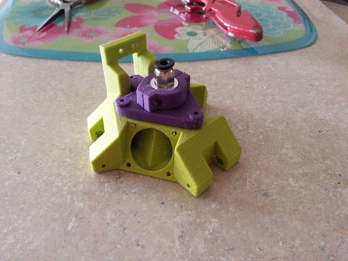 Efetor Kossel com nivelamento automatico