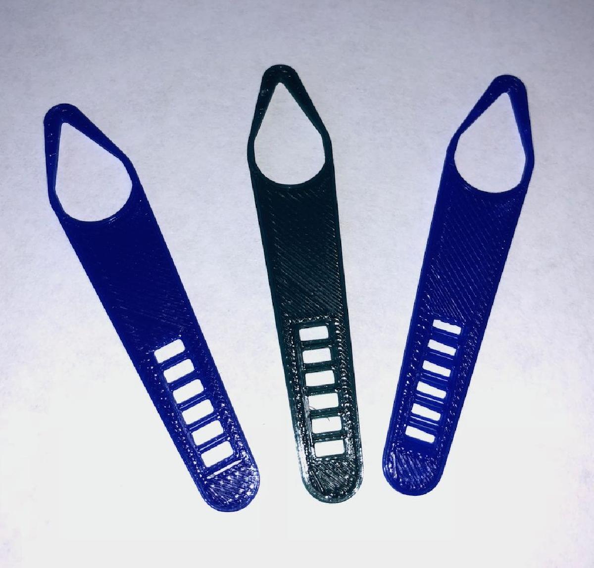 Ferramenta para abotoar camisa