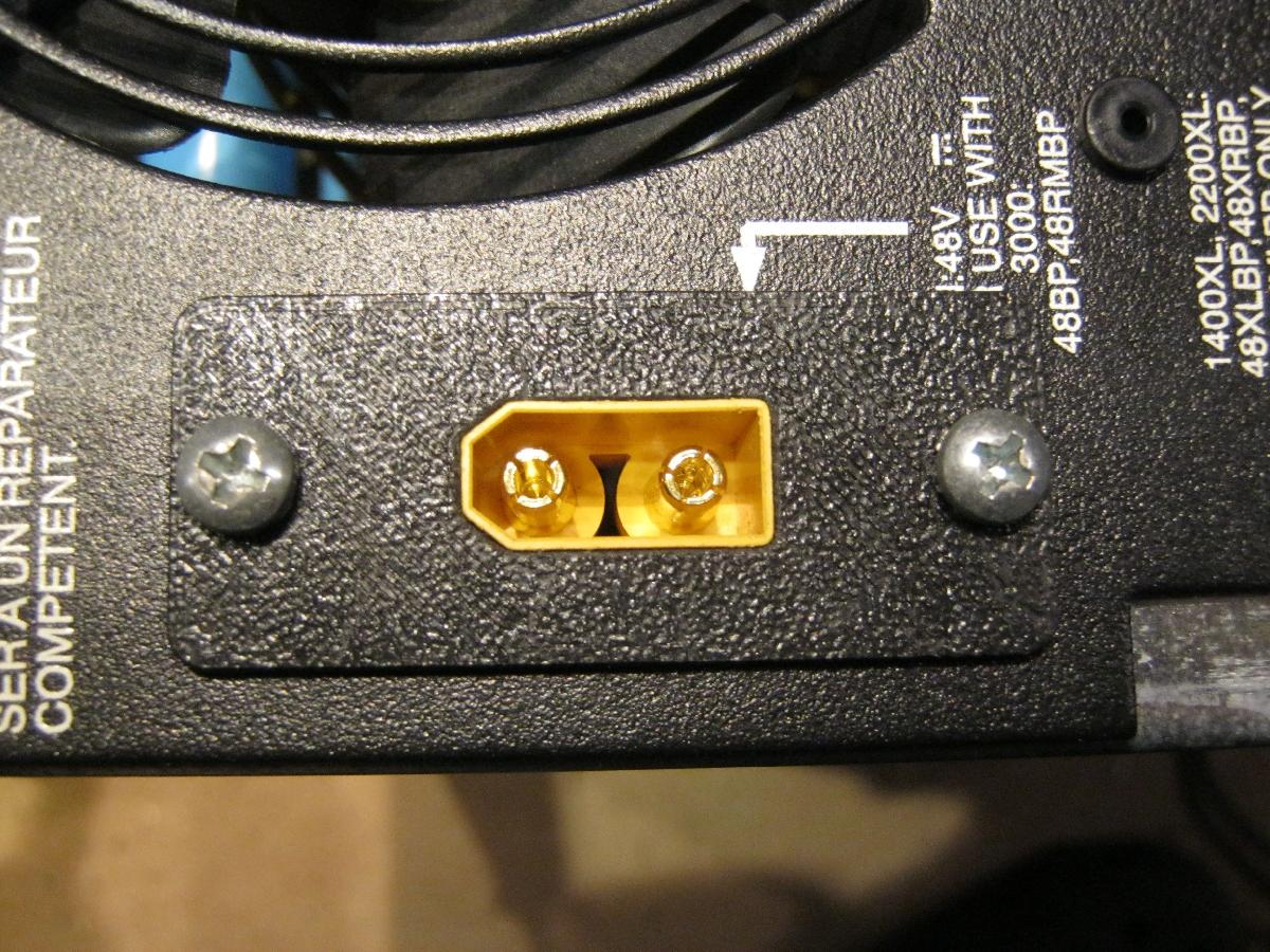 Suporte de involucro para conectores XT90 macho
