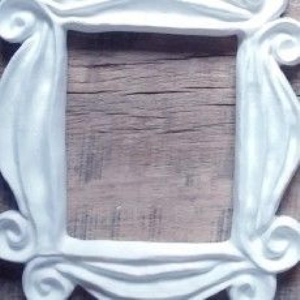 AMIGOS   Peephole Frame