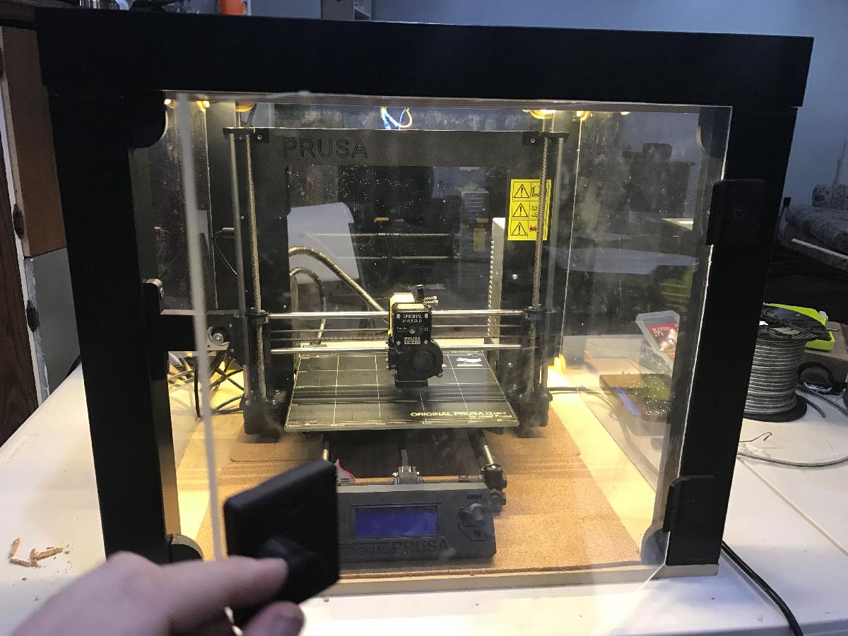 Caixa IKEA Lack para Prusa i3 MK2   modificada para plexiglass de 0,22 polegadas de espessura