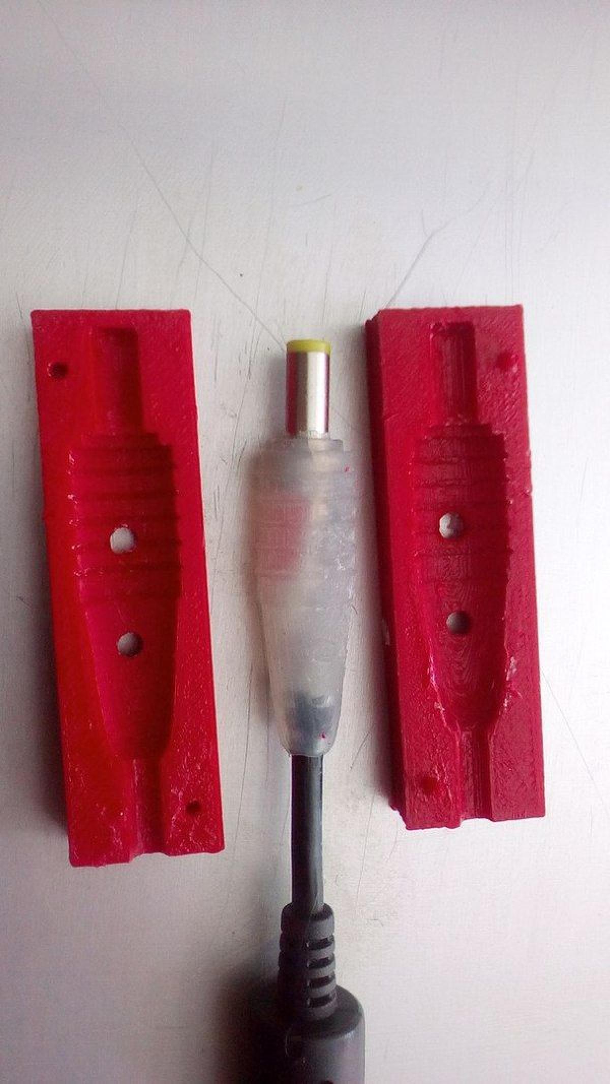 Moldes de prensa para moldagem do conector de energia ASUS 5,5mm x 2,5mm
