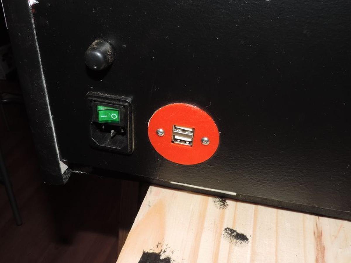 Adaptador de painel para montagem USB dual