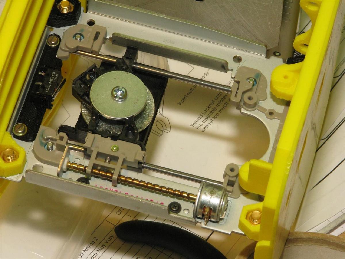 Placa de montagem para fim de curso microswitch