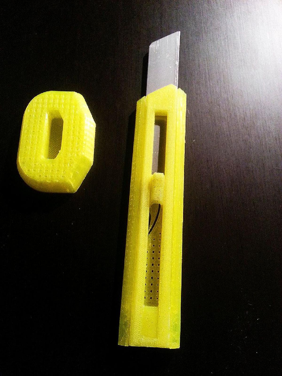 Cortador / uso de faca utilitaria para canhotos