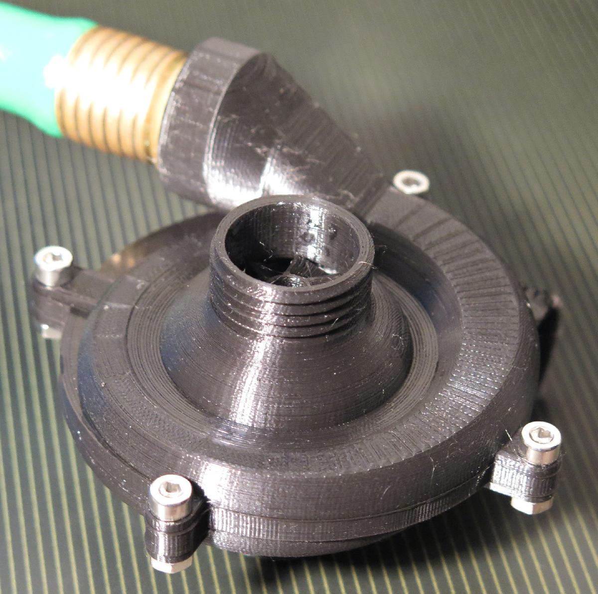 Bomba turbo com conexoes de mangueira de jardim