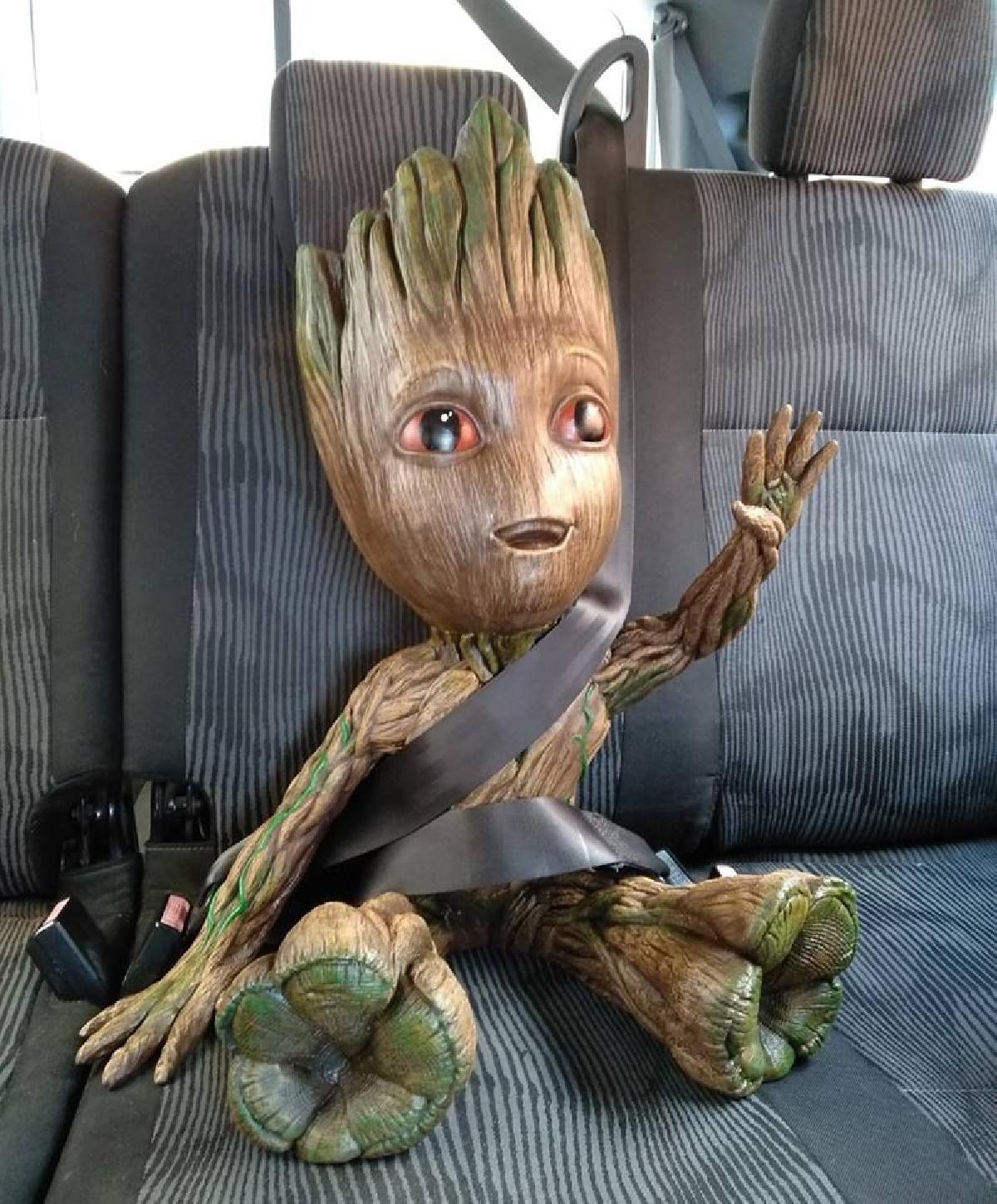 Gigante Acenando Feliz Bebe Groot