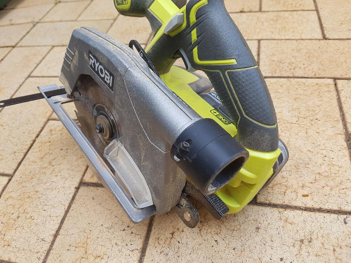 Adaptador de Aspirador para Serra Circular Ryobi One