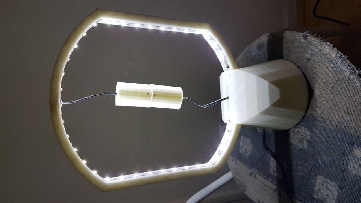 Luminaria de Mesa Moderna