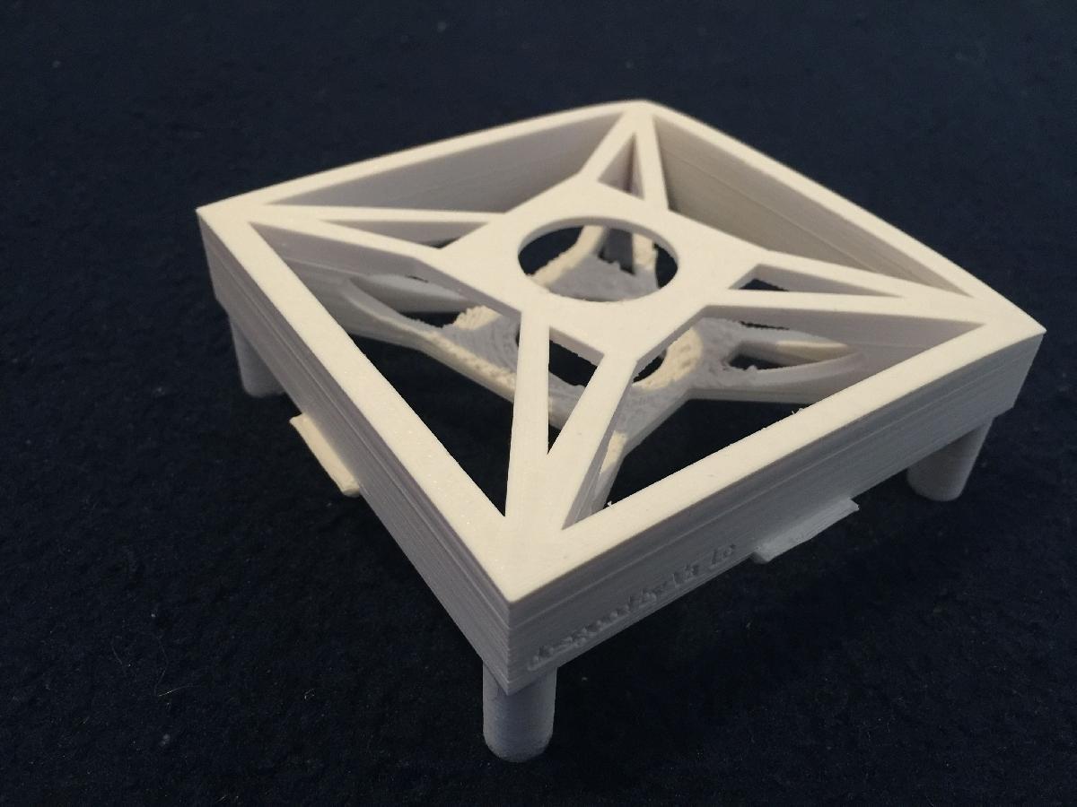 Lampada Laminada v2.0 projetada e criada por Va_Le