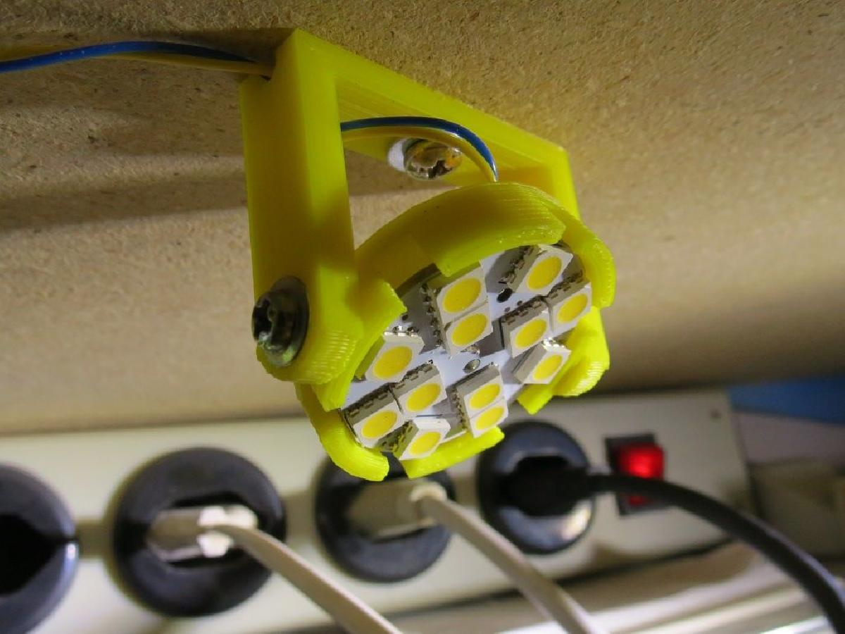 Moldura simples inclinavel encaixavel para lampadas LED tipo G4